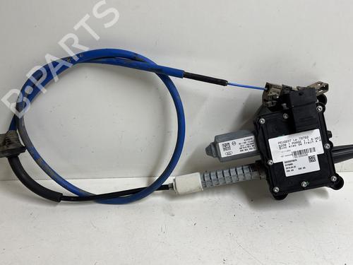 Used Electric handbrake PEUGEOT 5008 (0U_, 0E_) 1.6 HDi (114 hp) 21144641