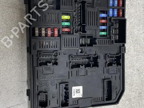 Sikringsdåse RENAULT KOLEOS II (HC_) 2.0 dCi 175 (HCAK) (177 hp) 31640781