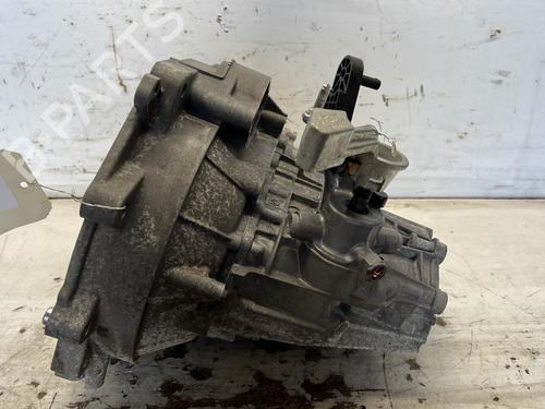 Used Gearbox Gearbox VW POLO V (6R1, 6C1) 1.0 (75 hp) 25924341 25924341