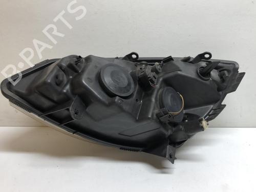 Højre forlygte RENAULT SCÉNIC II (JM0/1_) 1.9 dCi (JM0G, JM12, JM1G, JM2C) (120 hp) 18207946