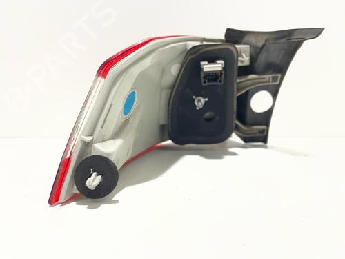 Used Right taillight Right taillight 39215102 39215102