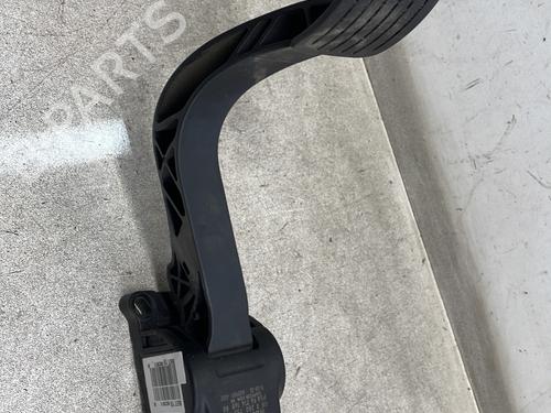 Used Pedal Pedal PEUGEOT 3008 I MPV (0U_) 2.0 HDi (163 hp) 32681995 32681995
