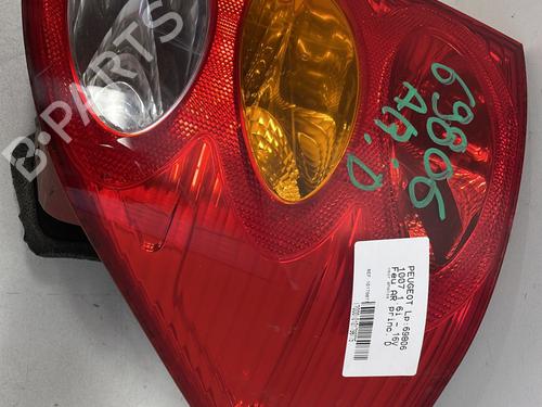 Used Right taillight PEUGEOT 1007 (KM_) 1.6 16V (109 hp) 25276537