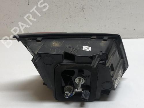 Farolim direito Farolim direito PEUGEOT 3008 II SUV (MC_, MR_, MJ_, M4_) 1.6 BlueHDi 120 (120 hp) 18219460 18219460