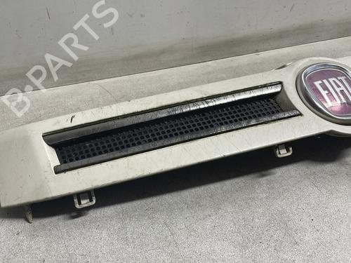 grille-fiat-panda-169_-2003-29478061 main image