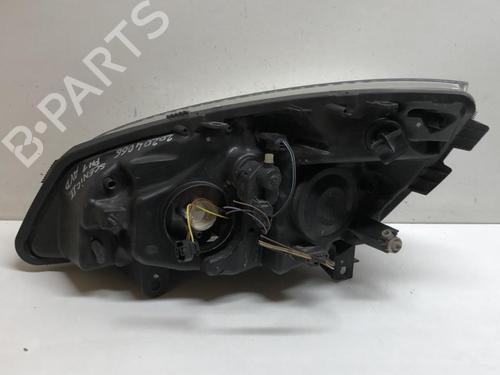 Right headlight RENAULT SCÉNIC II (JM0/1_) 1.5 dCi (JM1E, JM16) | BP18223095C29 