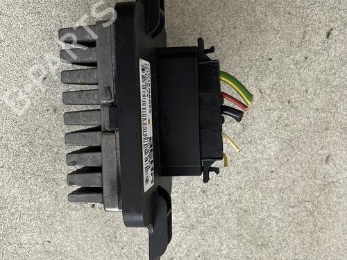 Used Heater resistor PEUGEOT 3008 I MPV (0U_) 1.6 HDi (109 hp) 27658814