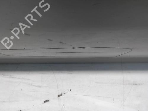 Used Right front door Right front door 18232376 18232376