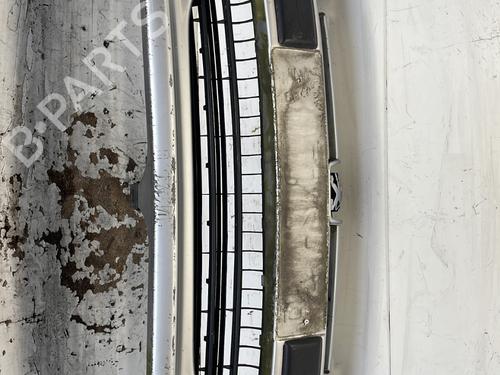 Front bumper PEUGEOT 406 (8B) 1.8 16V 7401E9