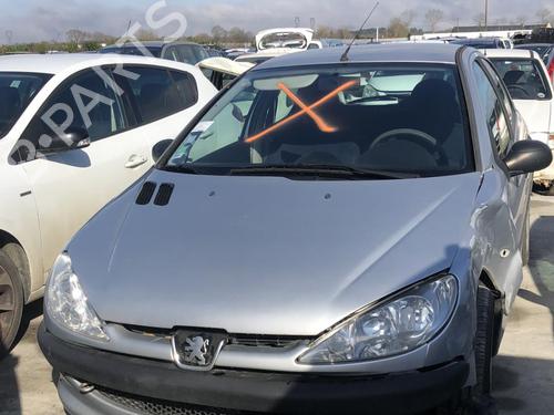 Retrovisor izquierdo PEUGEOT 206 Hatchback (2A/C) 1.4 i | BP18226832C26 