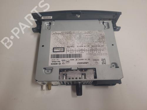 Used Radio Radio RENAULT KOLEOS I (HY_) 2.0 dCi (HY0K) (150 hp) 20173281 20173281