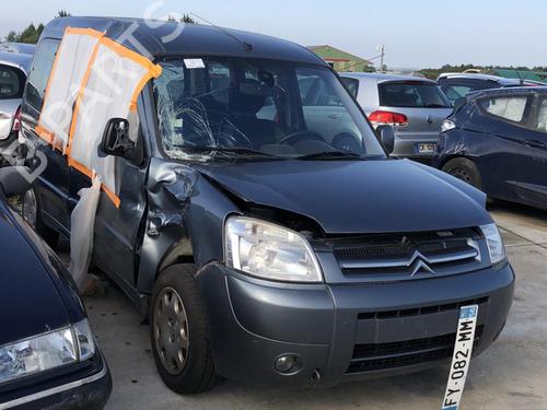 Left headlight CITROËN BERLINGO / BERLINGO FIRST MPV (MF_, GJK_, GFK_) 1.6 HDI 75 (MF9HW, GJ9HWC, GF9HWC, GN9HWC) | BP18213656C28 