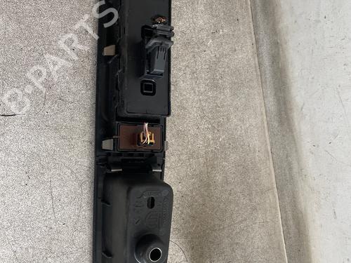 left-front-window-switch-jeep-renegade-suv-bu-b1-bv-2014-34146345 main image