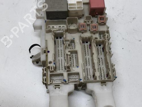 Fuse box TOYOTA RAV 4 III (_A3_) 2.2 D 4WD (ALA30_, ALA30R) | BP18214694E1 