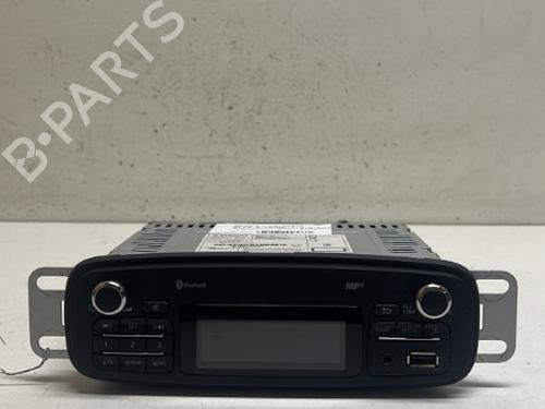 Used Radio RENAULT CLIO IV (BH_) 1.5 dCi 75 (75 hp) 18332327