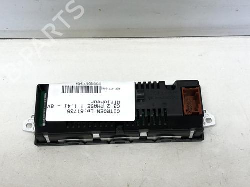 Used Display monitor Display monitor CITROËN C3 II (SC_) 1.4 (73 hp) 18228198 18228198