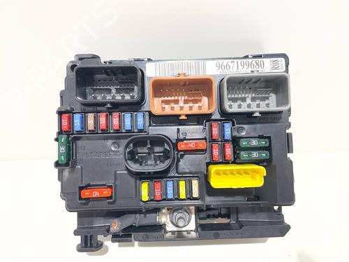 Fuse box CITROËN DS3 (SA_) 1.6 HDi 90 | BP37451736E1 - Image 3