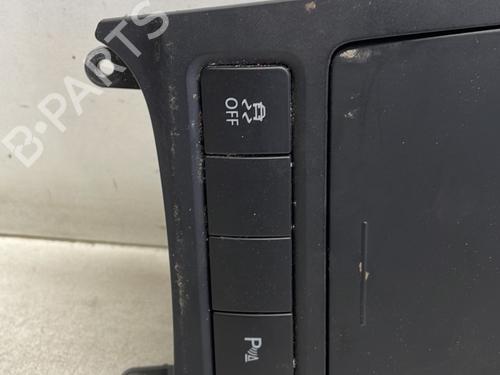 Used Ashtray Ashtray VW GOLF VI (5K1) 1.6 TDI (105 hp) 25821814 25821814