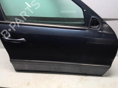 Used Right front door MERCEDES-BENZ E-CLASS (W211) E 220 CDI (211.006) (150 hp) 18227611