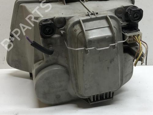 Used Right headlight MERCEDES-BENZ VITO Bus (W638) 110 TD 2.3 (638.174) (98 hp) 18219999
