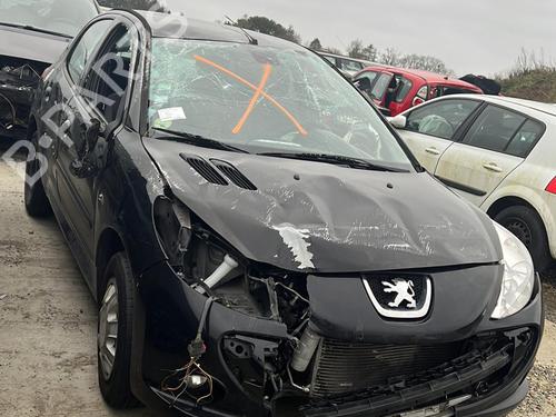 Left taillight PEUGEOT 206+ (2L_, 2M_) 1.4 HDi eco 70 | BP18207300C34 