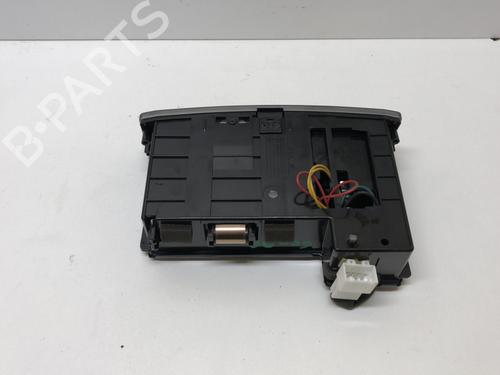 Used Ashtray KIA SORENTO I (JC) 2.5 CRDi (170 hp) 18228786