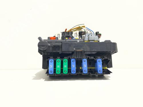 Fuse box CITROËN C3 Picasso (SH_) 1.6 HDI 90 | BP40203265E1 - Image 3