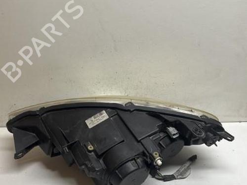 Used Right headlight PEUGEOT 807 (EB_) 2.2 HDi (128 hp) 18209381