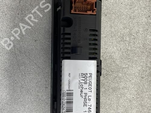 Used Display monitor Display monitor PEUGEOT 5008 (0U_, 0E_) 1.6 HDi (114 hp) 33632077 33632077