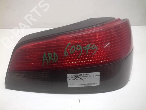 Højre baglygte PEUGEOT 306 Hatchback (7A, 7C, N3, N5) 2.0 HDI 90 (90 hp) 18232049