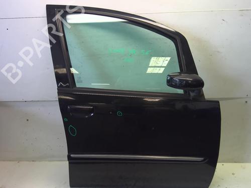 Used Right front door Right front door 18226709 18226709