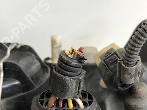 Used Right headlight Right headlight SEAT CORDOBA (6K1, 6K2) 1.9 SDI (68 hp) 18224192 18224192