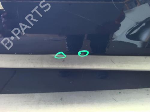 Used Right front door Right front door 18210500 18210500
