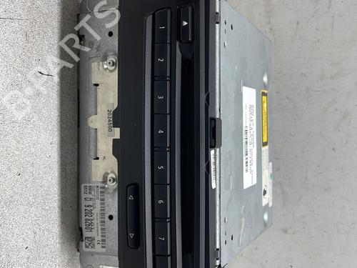 Used Radio Radio BMW 3 Coupe (E92) 325 d (197 hp) 33738127 33738127