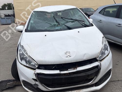 Brugte PEUGEOT 208 I (CA_, CC_) 1.6 HDi / BlueHDi 75 4942988