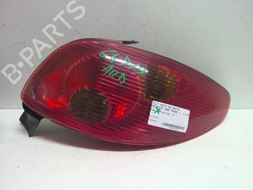 Høyre baklys PEUGEOT 206 Hatchback (2A/C) 1.4 HDi eco 70 (68 hp) 18217279