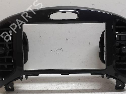 Used Air vent NISSAN JUKE (F15) 1.5 dCi (110 hp) 18221585