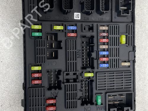 Used Fuse box RENAULT SCÉNIC III (JZ0/1_) 1.9 dCi (JZ0J, JZ1J, JZ1K, JZ1S) (131 hp) 26707813