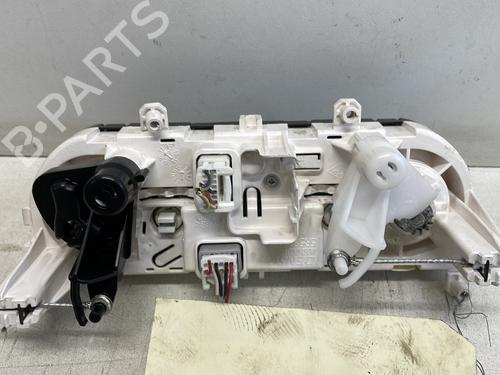 climate-control-renault-clio-iv-bh_-2012-2013-2014-2015-2016-2017-2018-2019-2020-2021-24462501 main image