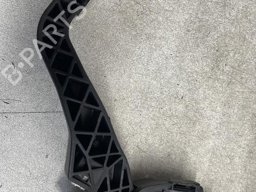 Used Pedal Pedal PEUGEOT 208 I (CA_, CC_) 1.2 VTI 82 (82 hp) 33632079 33632079