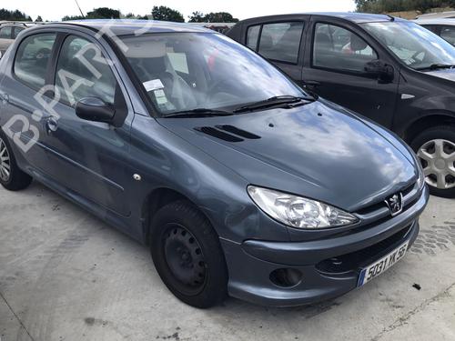 Faro izquierdo PEUGEOT 206 Hatchback (2A/C) 1.4 i | BP18222962C28 