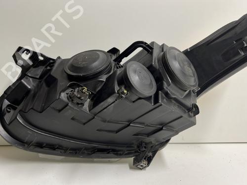 Used Right headlight Right headlight CITROËN C3 Picasso (SH_) 1.6 HDi (90 hp) 18651692 18651692
