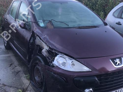 Front bumper reinforcement PEUGEOT 307 (3A/C) 1.6 16V | BP18230553C109