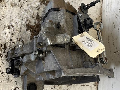 gearbox-peugeot-206-2l_-2m_-2009-2010-2011-2012-2013-27527858 main image