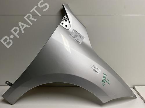Used Right front fenders RENAULT MEGANE III Hatchback (BZ0/1_, B3_) 1.5 dCi (106 hp) 18528982
