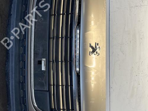 Used Front bumper PEUGEOT 3008 I MPV (0U_) 1.6 HDi (114 hp) 27375172