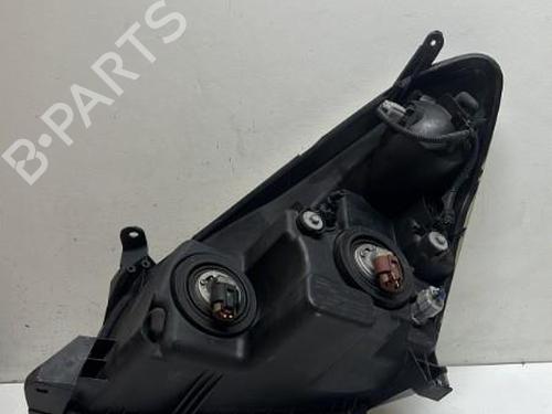 Right headlight TOYOTA COROLLA Verso (ZER_, ZZE12_, R1_) 2.2 D-4D (AUR10_, AUR10R) | BP18209378C29 