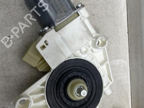 right-front-window-motor-mercedes-benz-c-class-w204-2007-2008-2009-2010-2011-2012-2013-2014-2015-27166665 main image