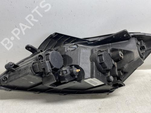 right-headlight-kia-ceed-hatchback-ed-2006-2007-2008-2009-2010-2011-2012-25726781 main image