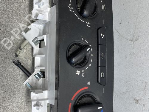 Used Climate control PEUGEOT EXPERT Van (VF3A_, VF3U_, VF3X_) 1.6 HDi 90 16V (90 hp) 28543655